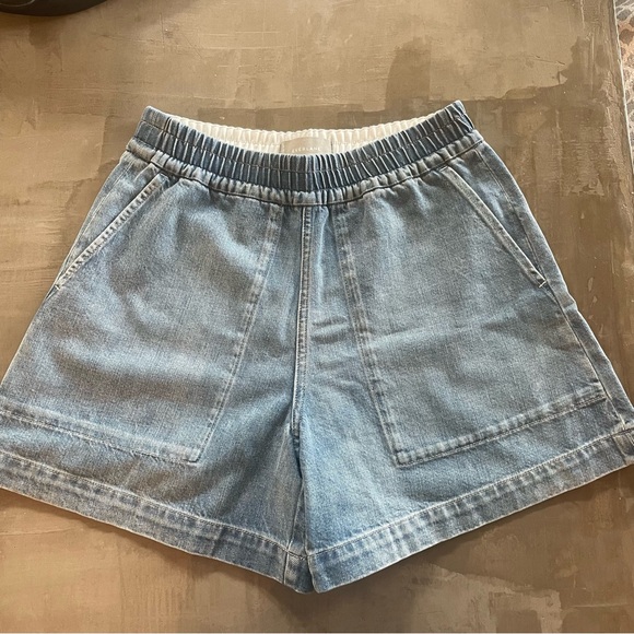 Everlane Denim Utility Short - Picture 2 of 6
